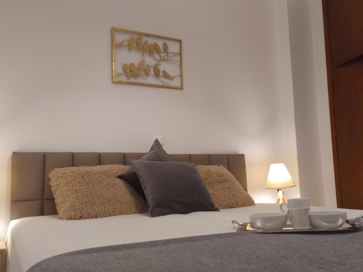 Aronis Apartments Беніцес Екстер'єр фото
