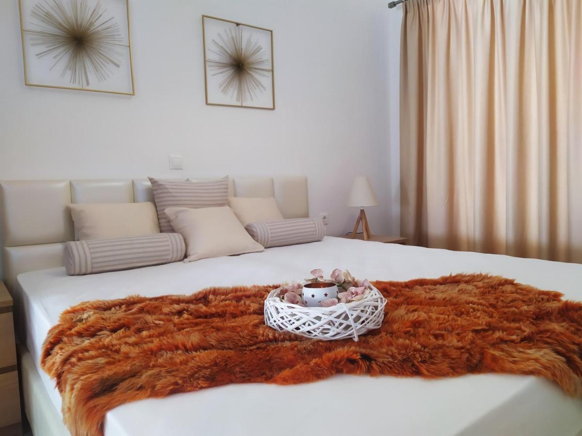 Aronis Apartments Беніцес Екстер'єр фото