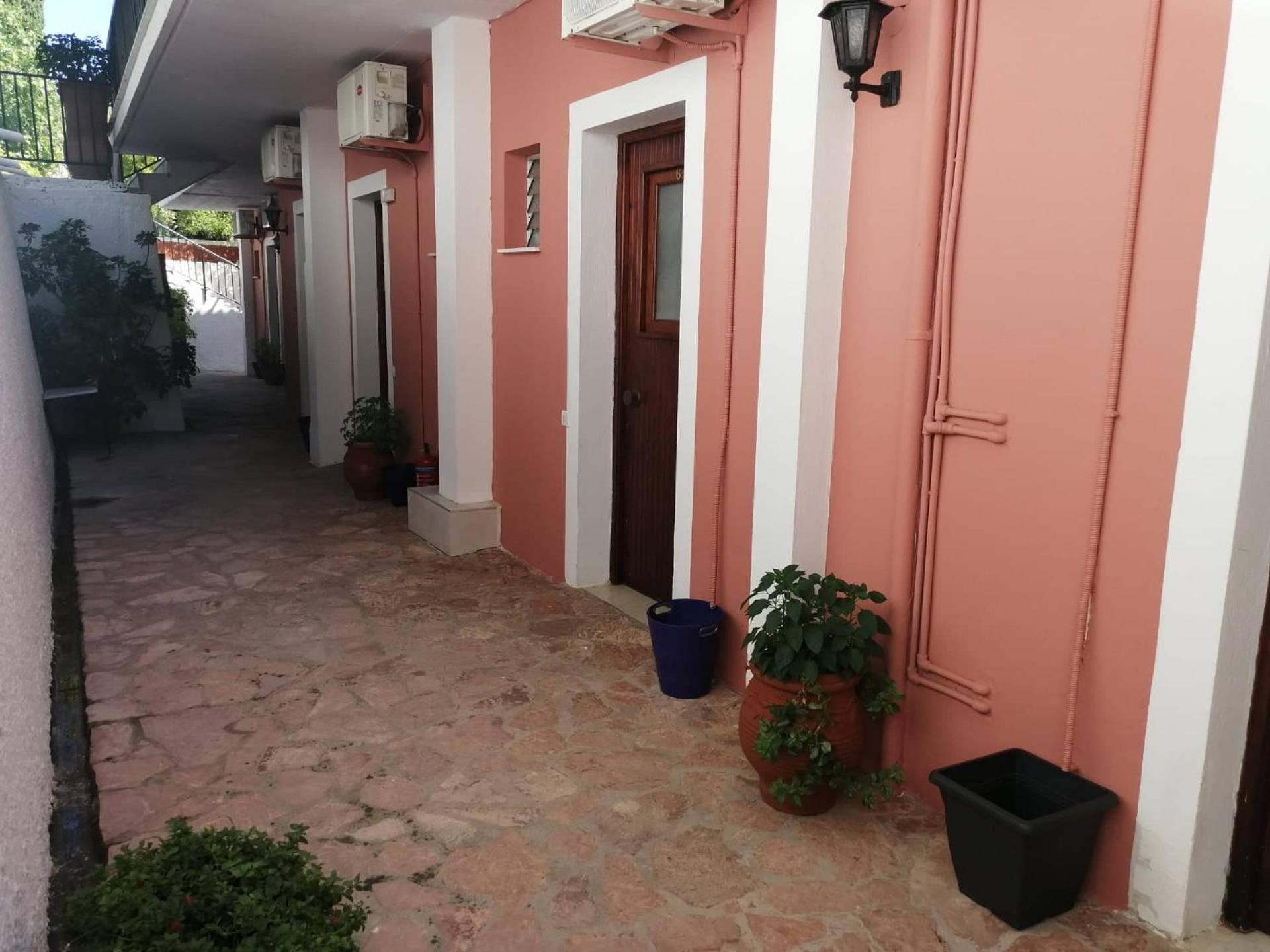 Aronis Apartments Беніцес Екстер'єр фото