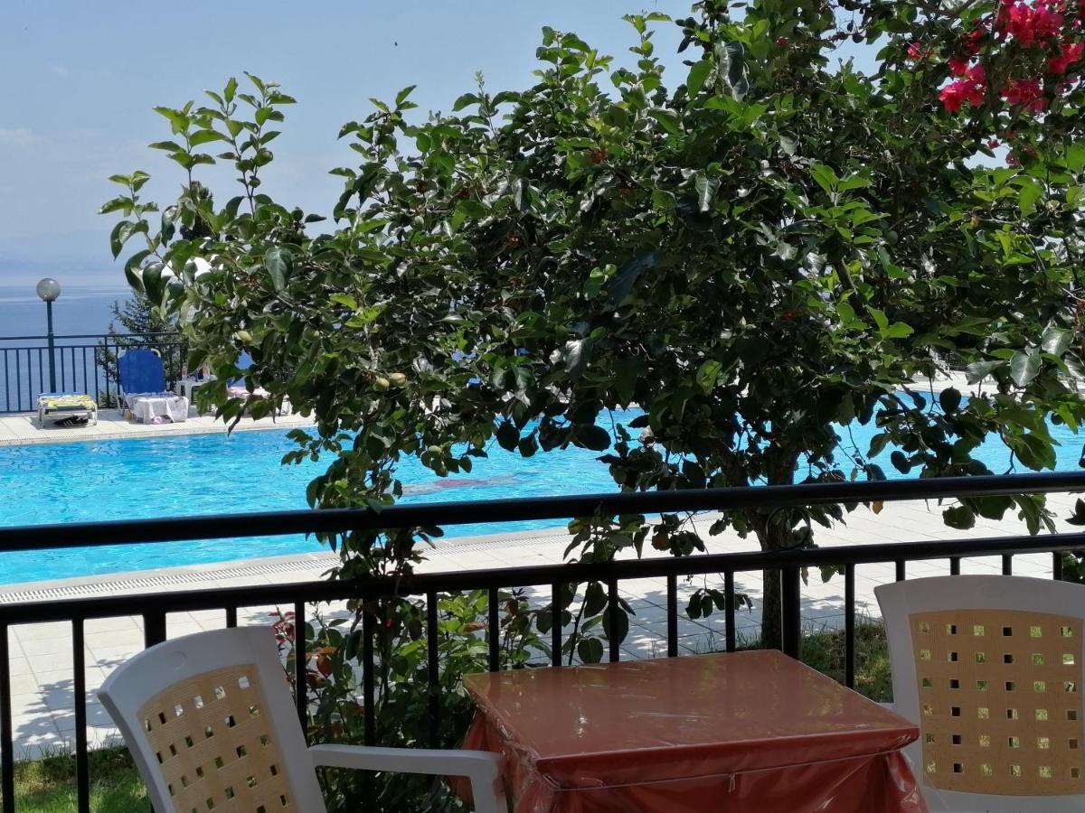 Aronis Apartments Беніцес Екстер'єр фото